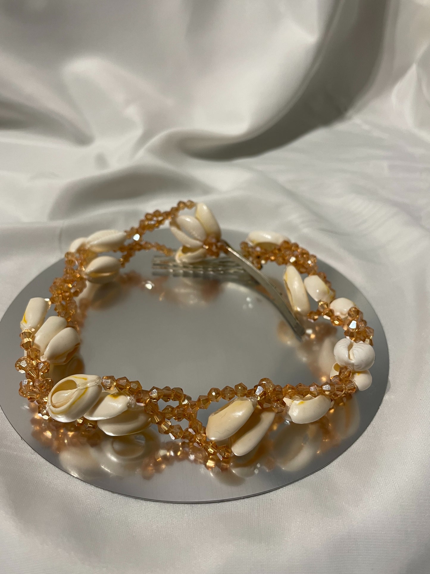 Rivière - bijou de tête - perles dorées